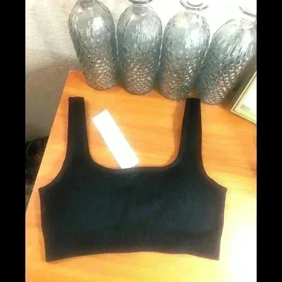 Silk & Salt black ribbed cropped tank sz L NWT - Picture 2 of 6